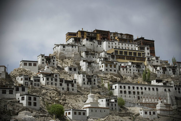 Гомпы — монастыри Ладакха. Штат Джамму-и-Кашмир, Индия