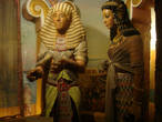 Египетские фараоны выдавали своих дочерей замуж за финикийских правителей.