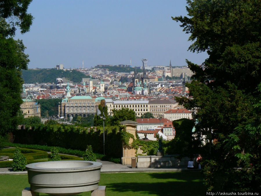 Вид на Прагу из Пражского града Прага, Чехия
