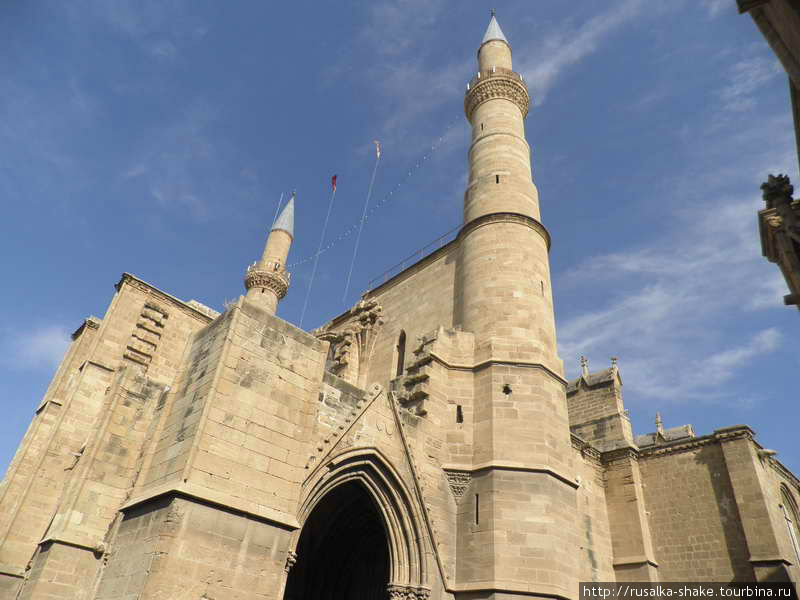 Мечеть Селимие (Св. Софии Кафедральный Собор) Никосия (турецкий сектор), Турецкая Республика Северного Кипра