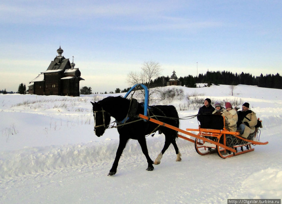 «Зима!.. Крестьянин, торжествуя, на дровнях обновляет путь.
Его лошадка, снег почуя, плетется рысью как-нибудь»
(А.С.Пушкин) «Зима!.. Крестьянин, торжествуя, на дровнях обновляет путь.
Его лошадка, снег почуя, плетется рысью как-нибудь»
(А.С.Пушкин)