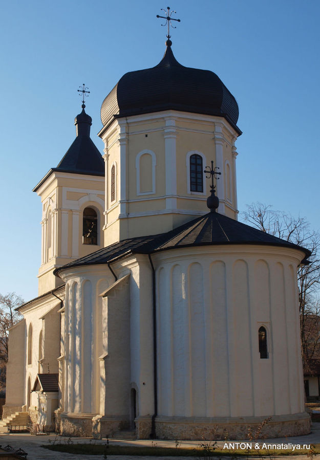 Церковь Св. Николая Каприяна, Молдова