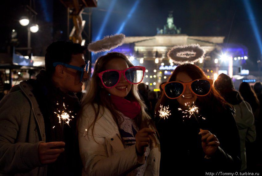 Парижская площадь или Парижская площадь или