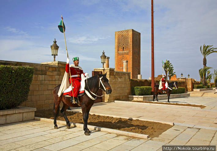 Ворота в мавзолей Мухаммеда V Рабат, Марокко