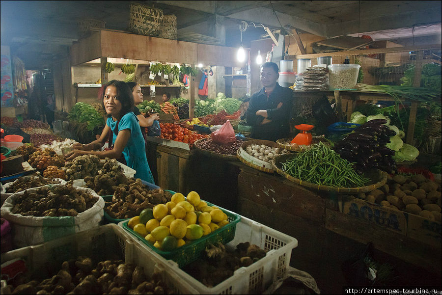 Легендарный рынок Берастаги Берастаги, Индонезия