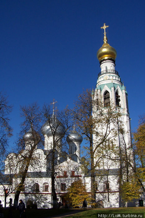 Колокольня и Софийский собор Вологда, Россия