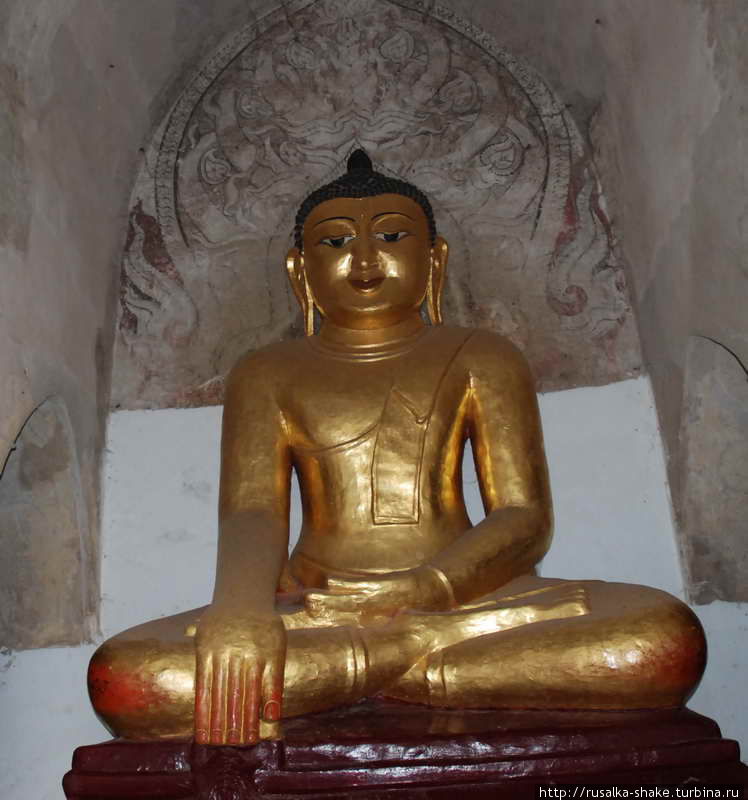 Почему у Будды длинные уши Мраук-У, Мьянма