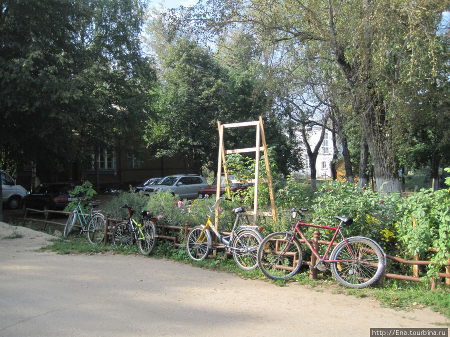 Велосипеды — основное средство передвижения ямцев )) Гаврилов-Ям, Россия
