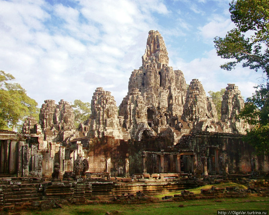 Тайна улыбок Байона Ангкор (столица государства кхмеров), Камбоджа