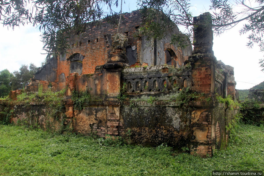 Древний храм Провинция Сиенгкхуанг, Лаос