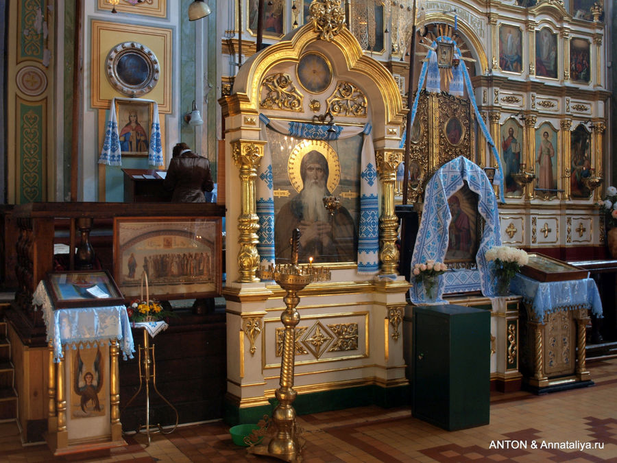 Бывшая столица евреев и шляхтичей - часть 7. Разные церкви Луцк, Украина