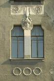 Элемент декора окна дома 21А, проспект Добролюбова.