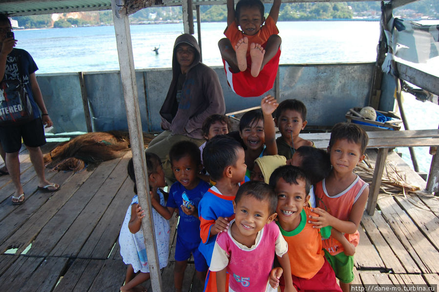 Дети Джайпура, Индонезия