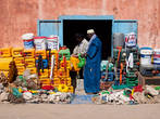 Рынок в Нуадибу. В прибрежных городах Мавритании можно часто встретить китайцев, работающих на рыболовецких судах в здешних водах.