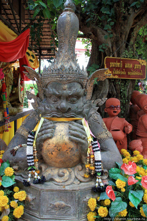 Мир без виз — 348.  Неканонические скульптуры в буддизме Аюттхая, Таиланд