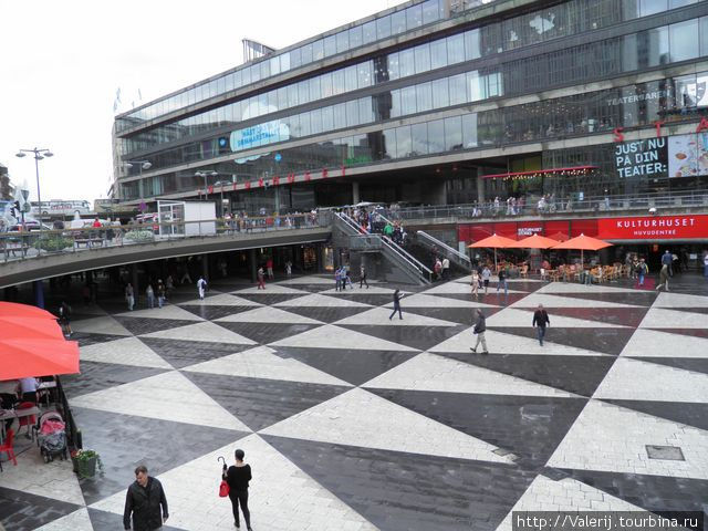 Та же площадка, но после Стокгольм, Швеция