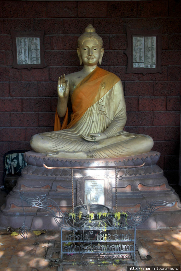 Будда Лоп-Бури, Таиланд