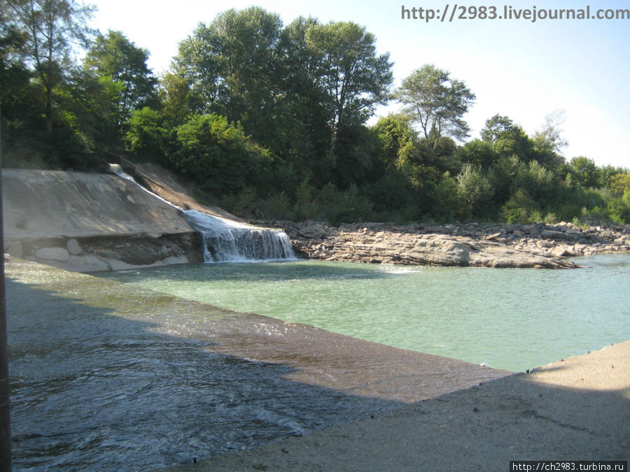 Прогулка через Майкопскую ГЭС Майкоп, Россия Прогулка через Майкопскую ГЭС Майкоп, Россия