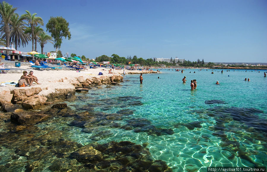 Пляж отеля Нисси Бич Айя-Напа, Кипр