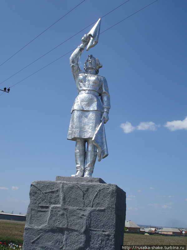 Памятник Марусе-регулировщице Матвеев-Курган, Россия