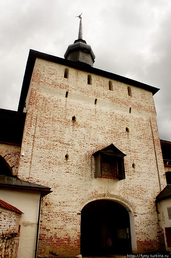 Кирилло-белозерский монастырь. Башня Россия