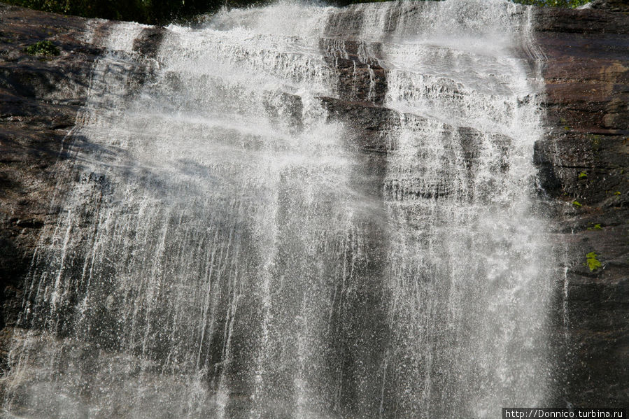Что может быть общего у водопада со слоном? Национальный парк Дой-Интанон, Таиланд