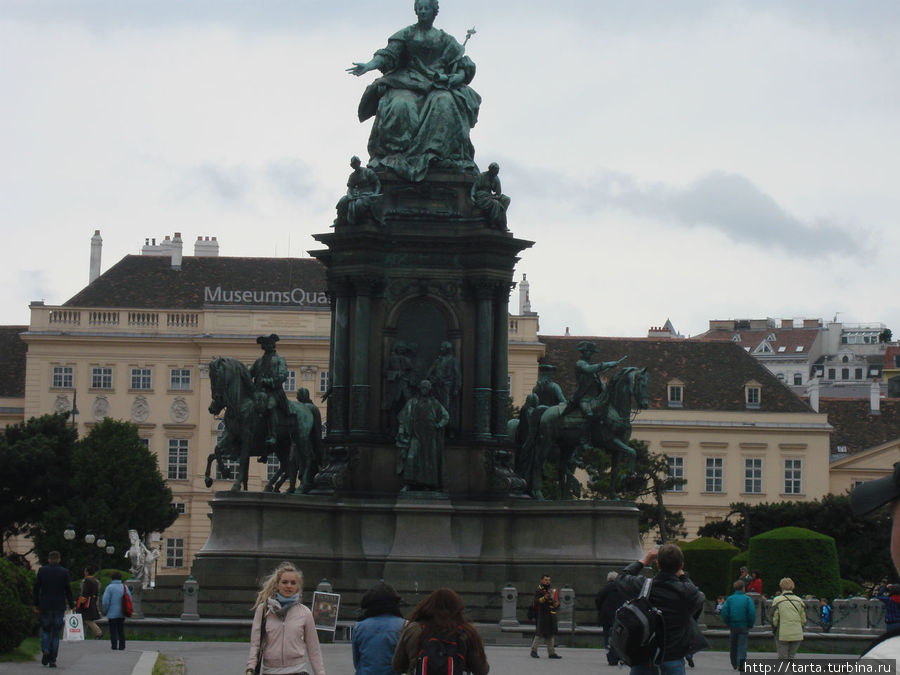 Памятник императрице Марии Терезии Вена, Австрия