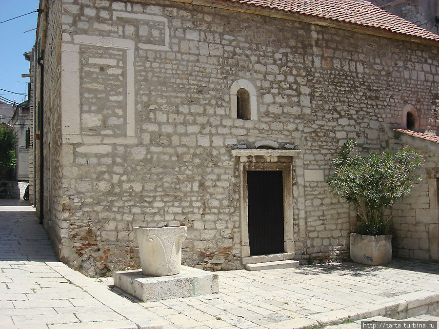 Старый колодец Шибеник, Хорватия