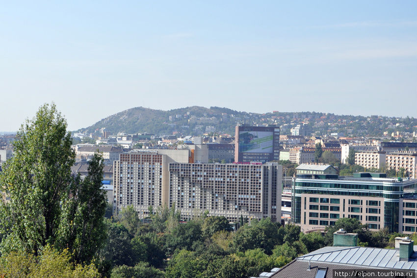 Вид на отель с Будайского холма Будапешт, Венгрия