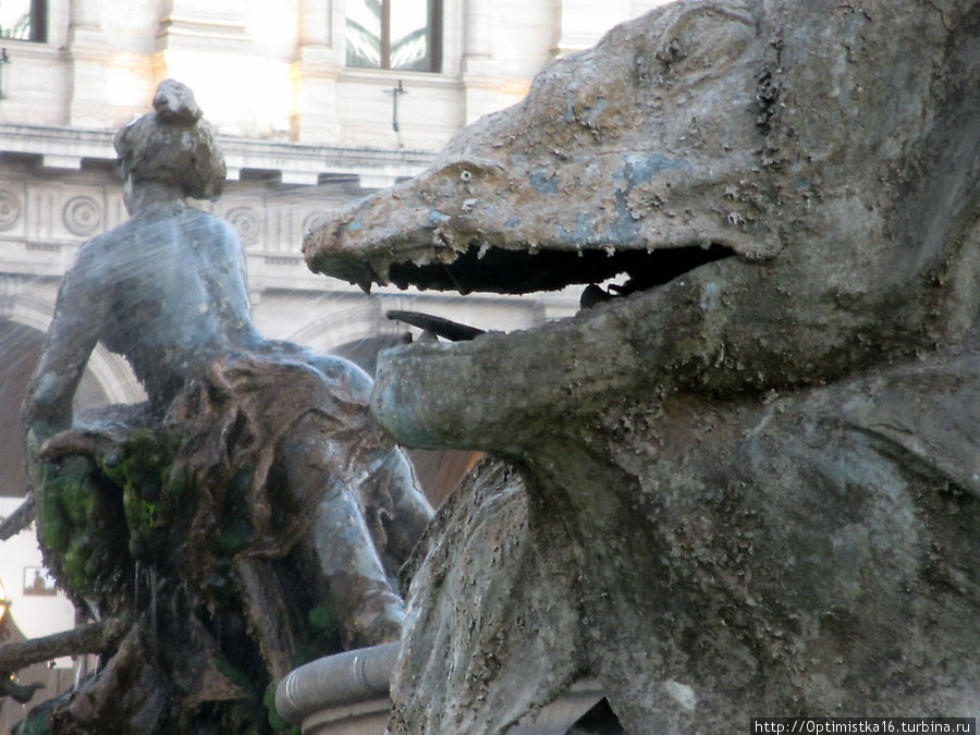 Площадь Республики — красивая площадь с фонтаном в центре Рим, Италия