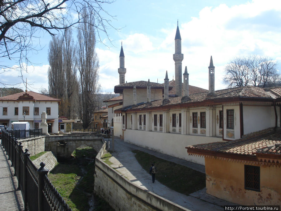 Бахчисарай: дойти до всего самостоятельно Бахчисарай, Россия Бахчисарай: дойти до всего самостоятельно Бахчисарай, Россия