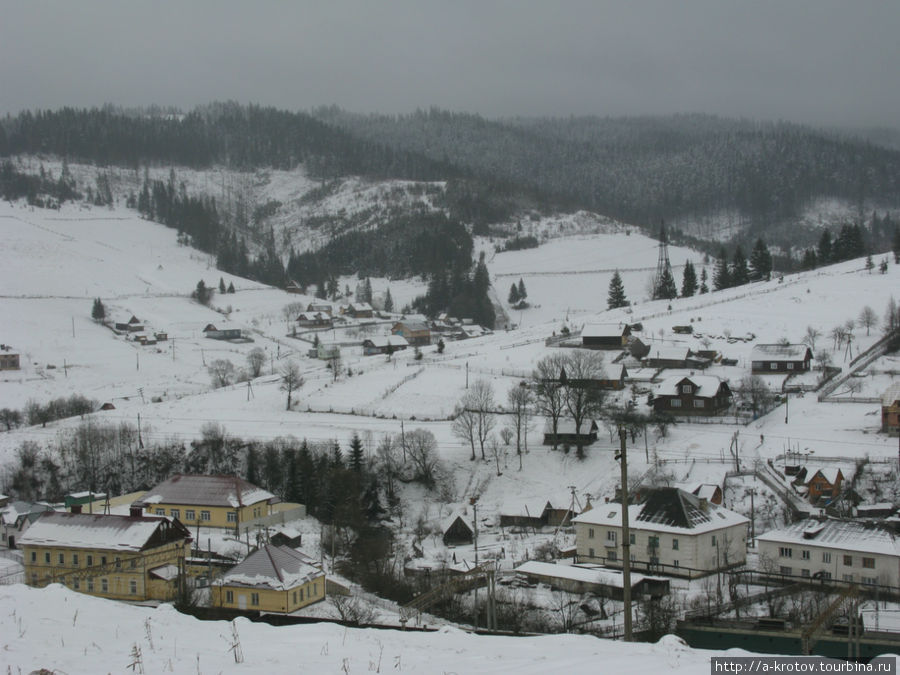 Село в Карпатских горах Львовская область, Украина