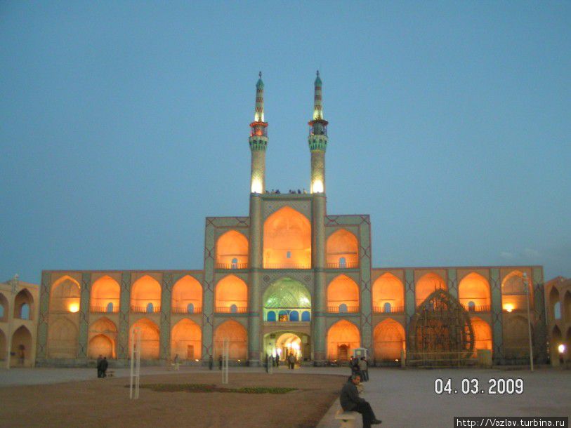 Мечеть Эмир Чакмак / Amir Chakhmagh