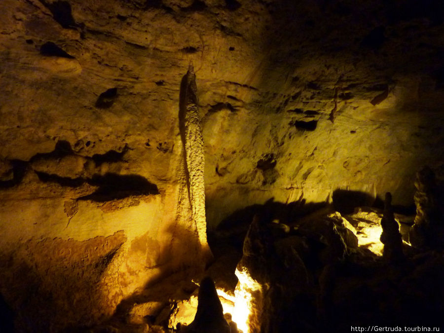 Карстовые пещеры 
