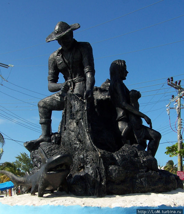 памятник рыбакам и акулам Остров Мухерес, Мексика