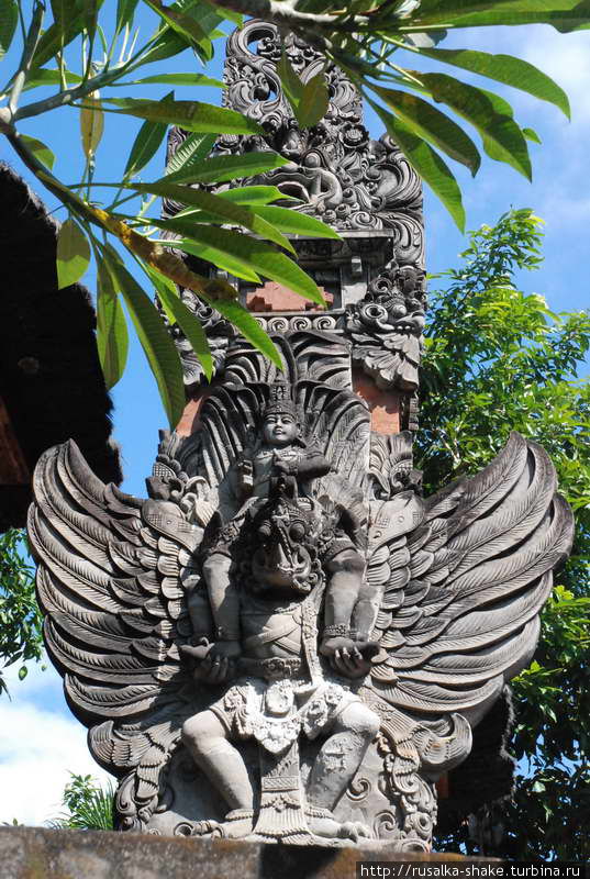 Легенда о Гаруде Данау-Буян, Индонезия