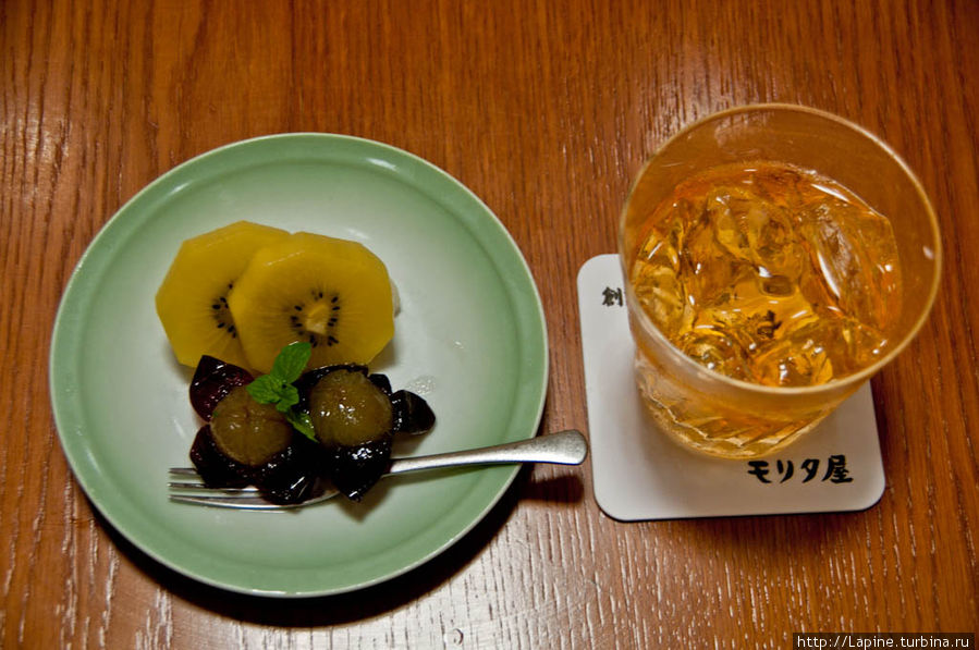 Десерт и умэ-сю со льдом Киото, Япония