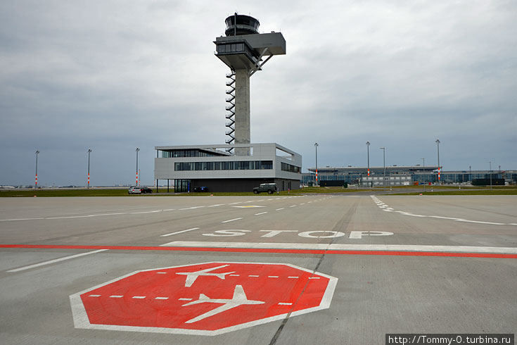 Каким он будет – аэропорт Вилли Брандта (Продолжение темы) Берлин, Германия