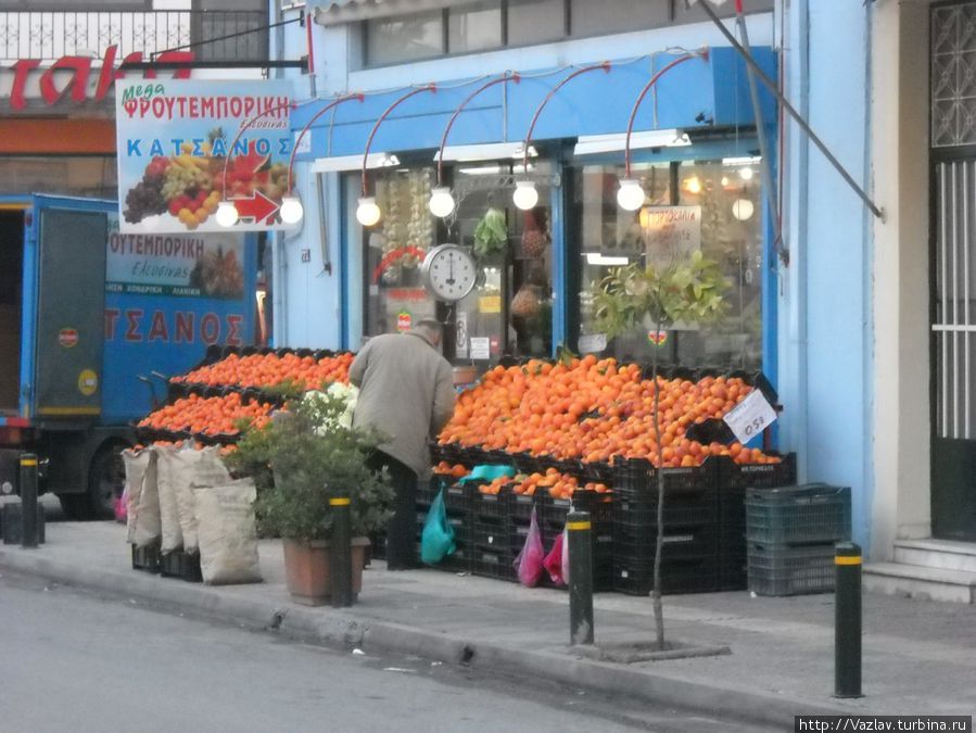 Этюд в оранжевых тонах Элефсис, Греция