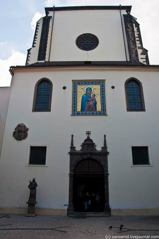 Костел Девы Марии Снежной Прага, Чехия