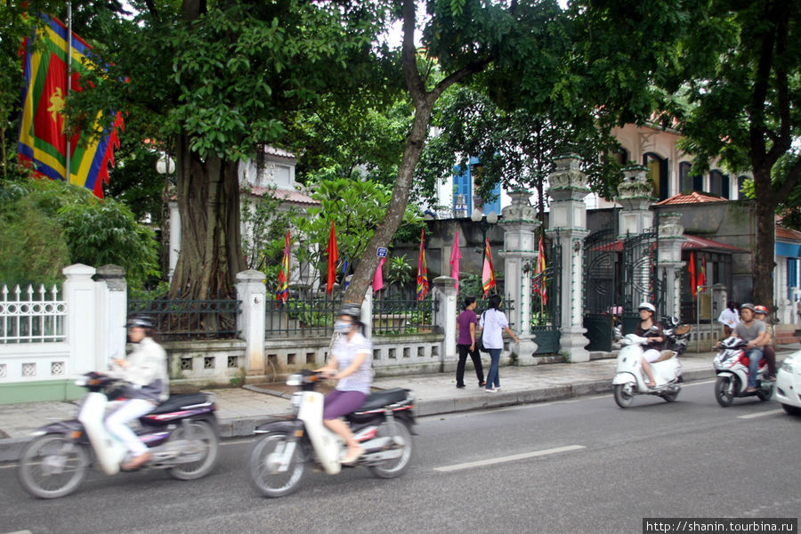 Мир без виз — 445. Ханойское такси Ханой, Вьетнам