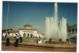 Миникопия фонтана Хлопковая коробочка (у театра А.Навои) — на Беш-Агаче. Зачем клоны?