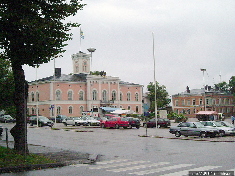 Центр городка ЛОВИССА.Есть Спец.фотоальбом. Турку, Финляндия