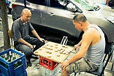 обычное времяпрепровождения китайцев — игра в шахматы