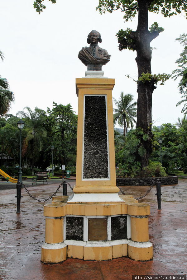 34. Луи Антуан, граф де Бугенвиль. Как-то не вписываются эти кудряшки в пальмы на заднем плане 34. Луи Антуан, граф де Бугенвиль. Как-то не вписываются эти кудряшки в пальмы на заднем плане