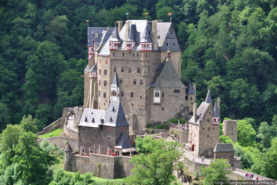 Замок Эльц Мюнстермайфельд, Германия