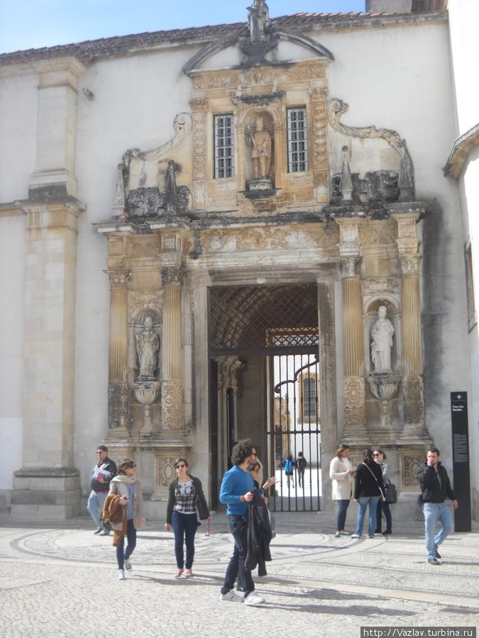 Входные ворота Коимбра, Португалия