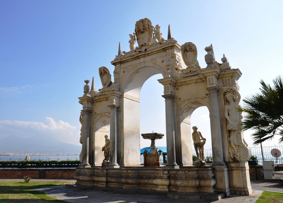 Фонтан Иммаколателла / Fontana dell'Immacolatella