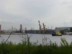 Рабочие будни морского порта С-Петербурга