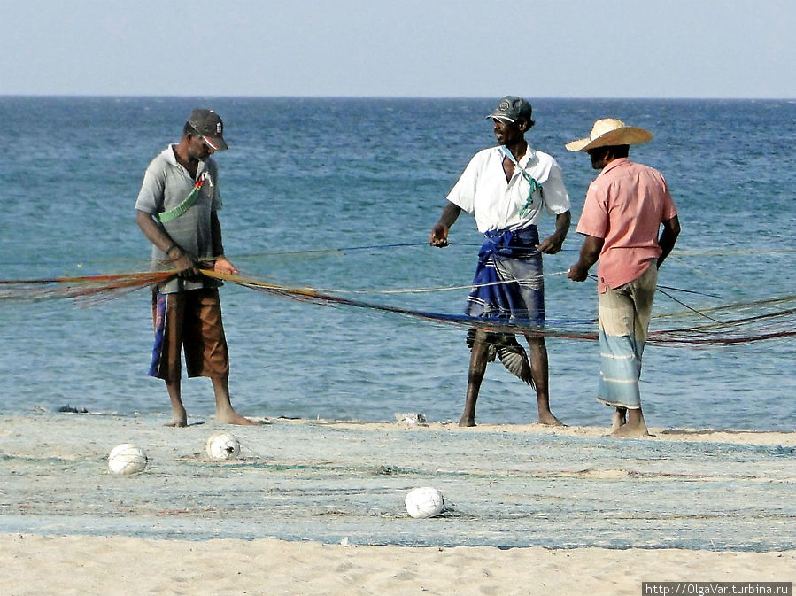 Уппувельские рыбаки Тринкомали, Шри-Ланка
